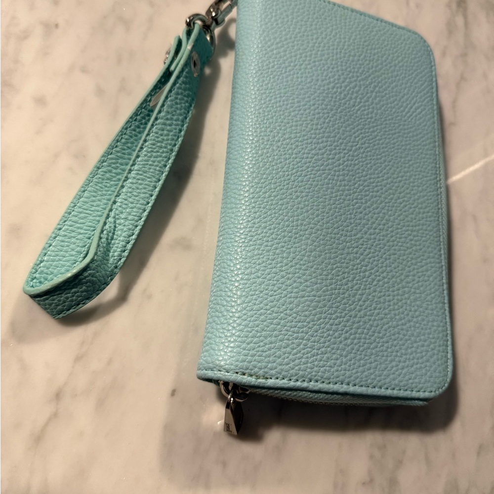 Thirty-One Light Blue Wristlet Wallet